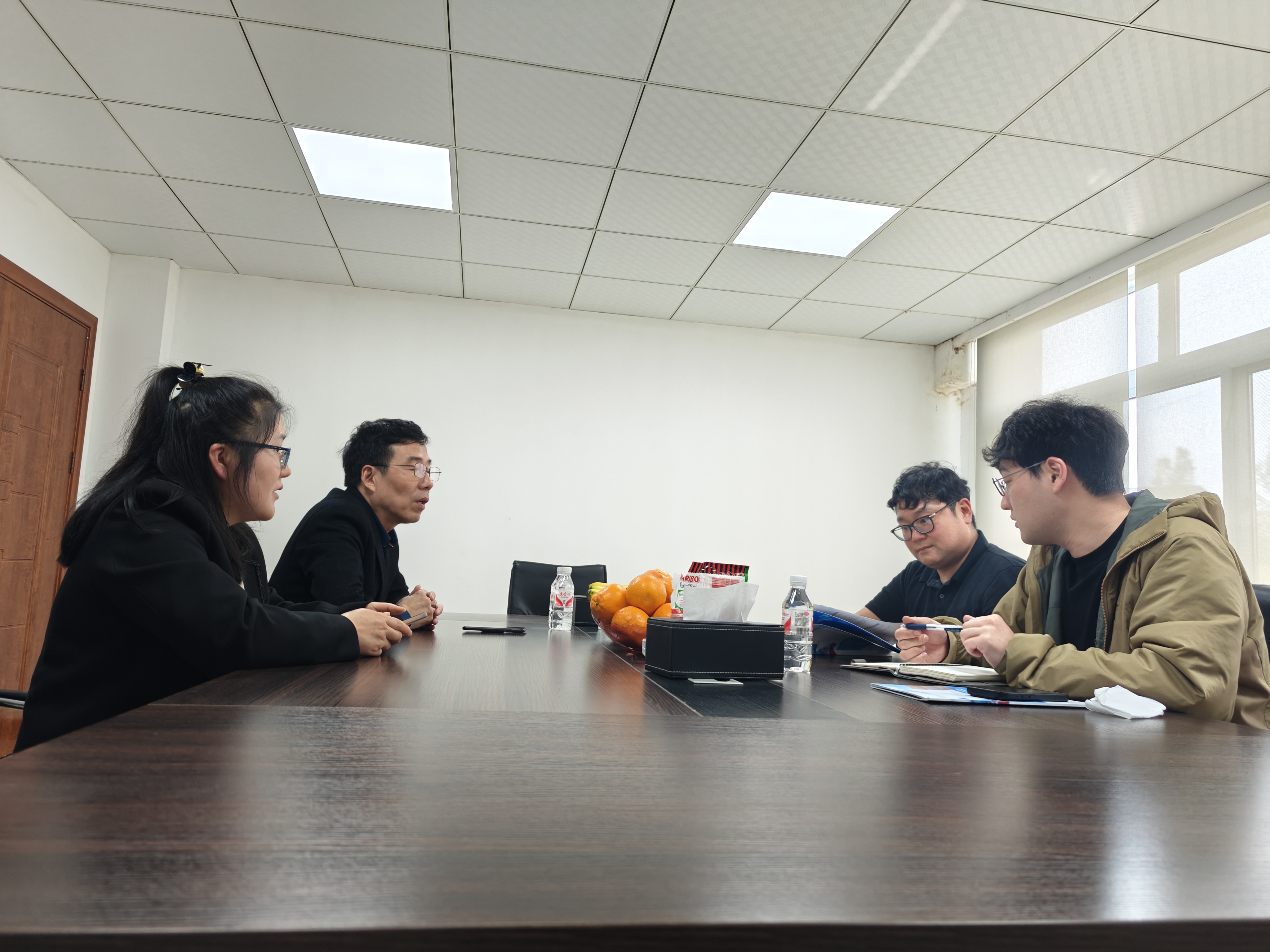 五載同行電子行業(yè)巨頭再訪湖南江海，深化氯化銨戰(zhàn)略合作